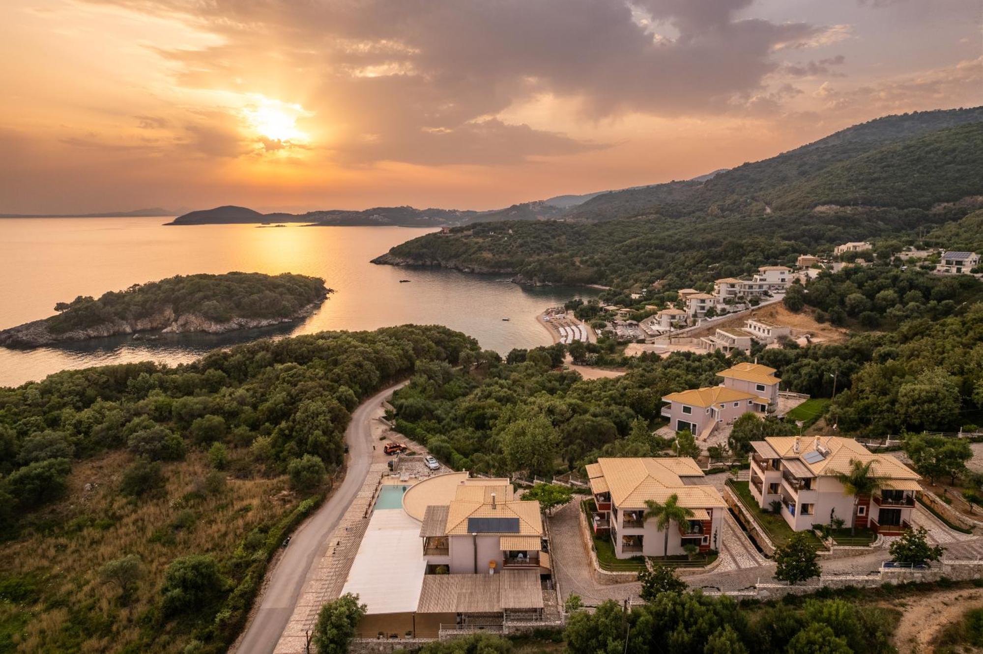 3Aktes Suites & Studios Sívota Exteriör bild